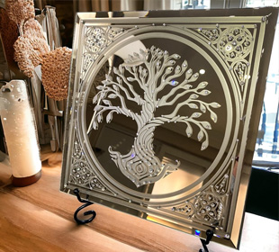 Luxury Mirror Egyedi Swarovski kristállyal díszített bronz és füst színű exluzív kézműves tükrök